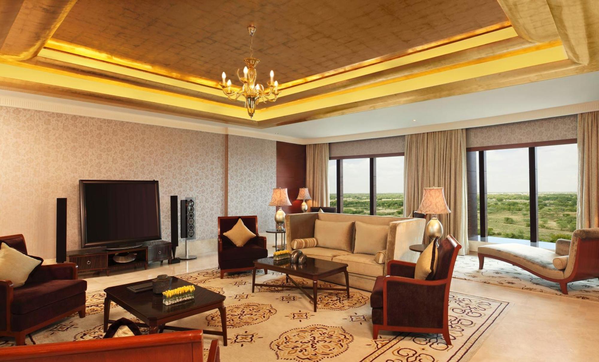 The Leela Ambience Gurugram Hotel & Residences - The Luxury Urban Sanctuary Ґурґаон Екстер'єр фото