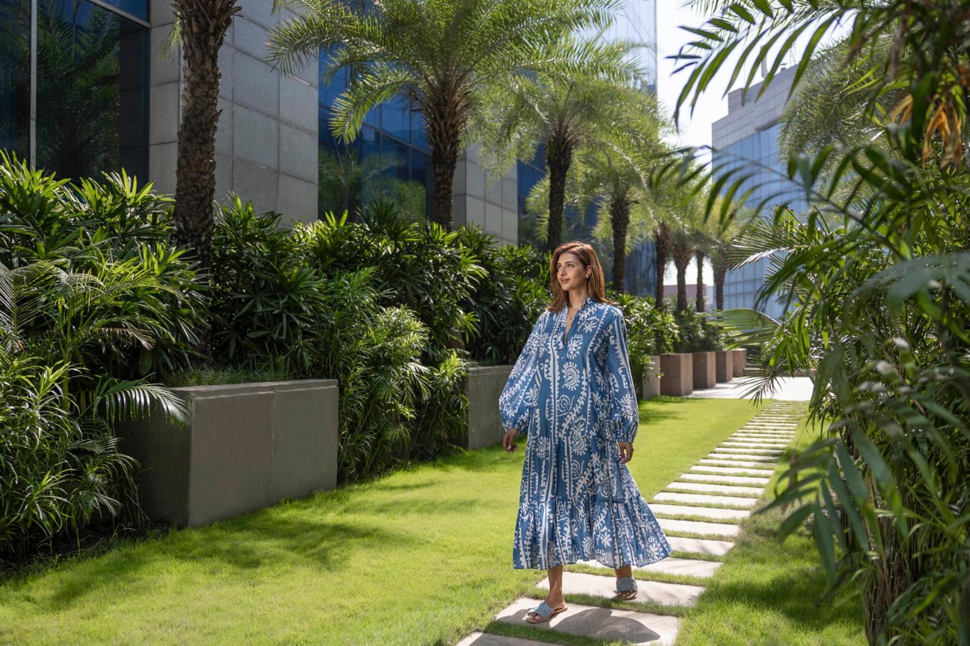The Leela Ambience Gurugram Hotel & Residences - The Luxury Urban Sanctuary Ґурґаон Екстер'єр фото The Park, Hyderabad