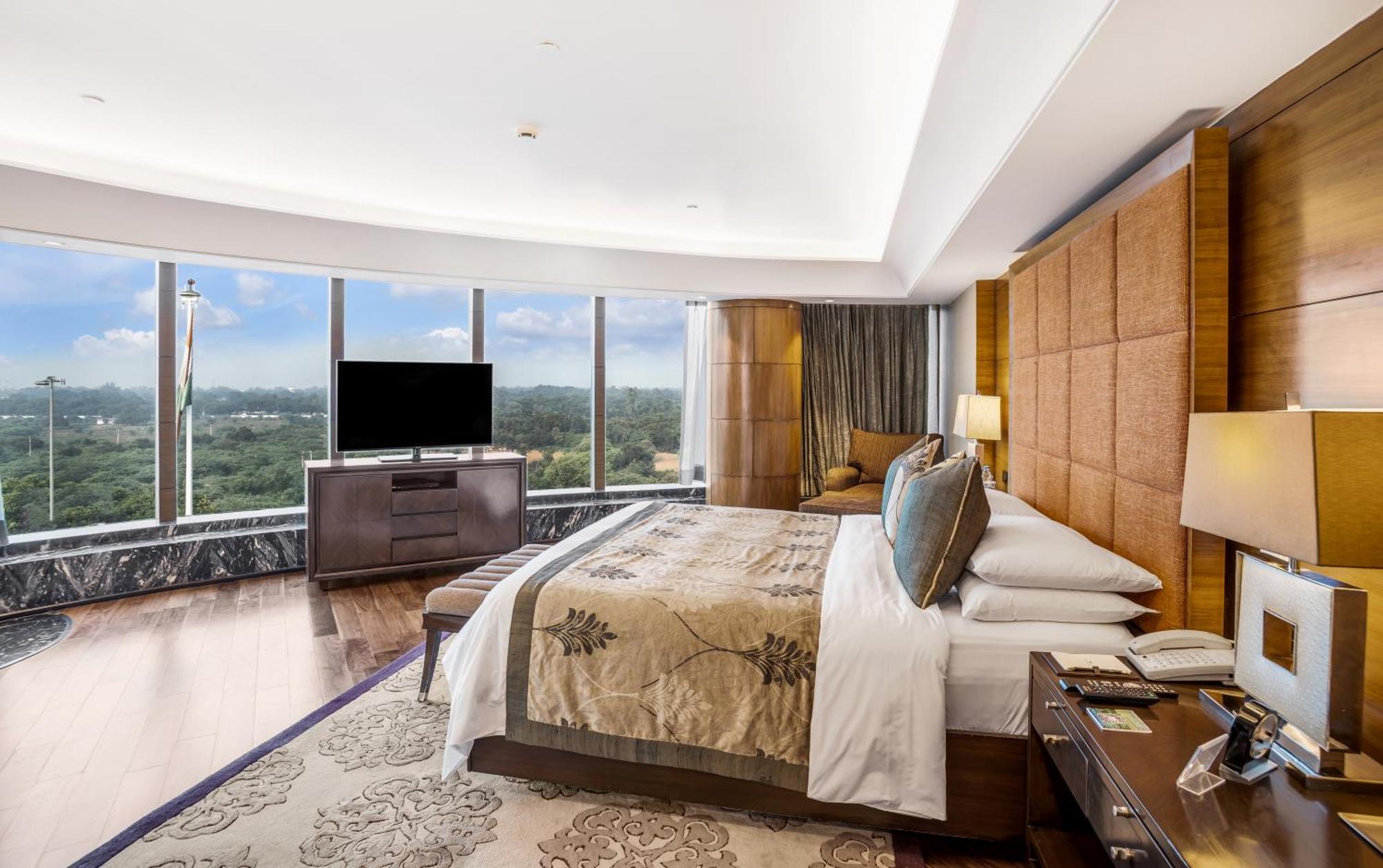 The Leela Ambience Gurugram Hotel & Residences - The Luxury Urban Sanctuary Ґурґаон Екстер'єр фото